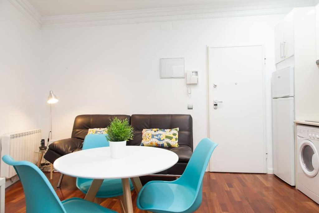 Tranquilo Apartamento En Chueca In2Iz5 Madrid Exteriör bild